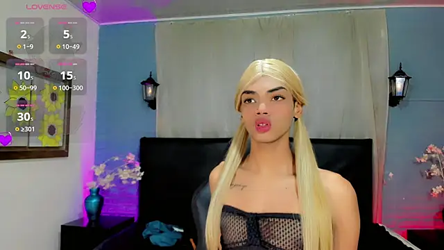 Karol Vanessa   online show from 06.08.26