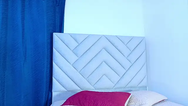 AnaisDream  online show from 02.05.26