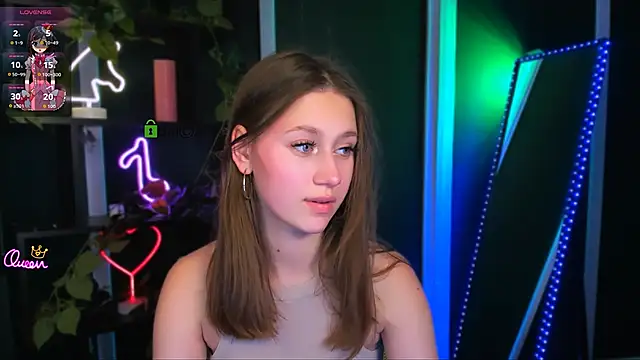 arianaa cat online show from 05.07.26