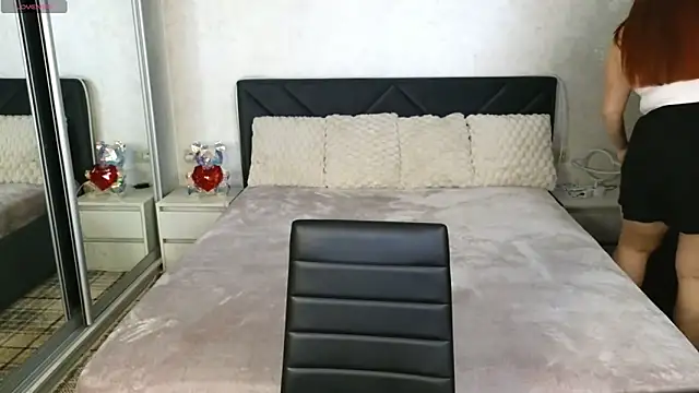Eva Luxx online show from 05.01.26