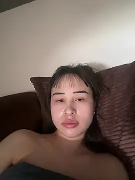 Just-Lilly online show from 02.12.26