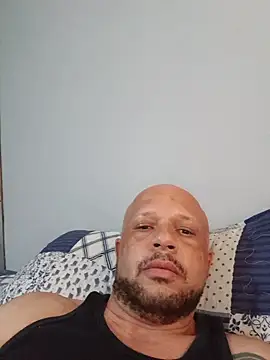 Schinna25 online show from 05.15.26