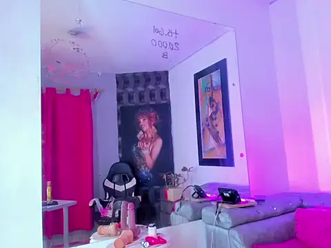 Snapshot of Ciara_HotTs chatting on 06.22.26 Ciara HotTs online show from 06.22.26