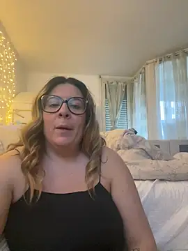 Snapshot of JasmineGlow7 chatting on 03.06.26 JasmineGlow7 online show from 03.06.26