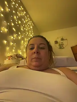 Snapshot of JasmineGlow7 chatting on 03.20.26 JasmineGlow7 online show from 03.20.26