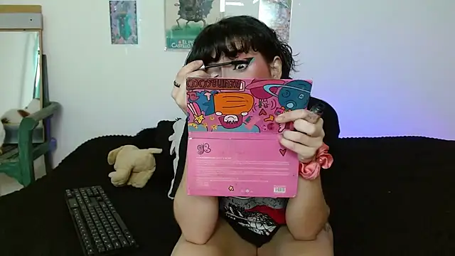 Snapshot of miadavisXXX chatting on 03.25.26 miadavisXXX online show from 03.25.26