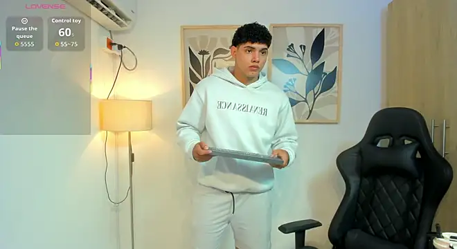 justin payn14 online show from 07.06.26