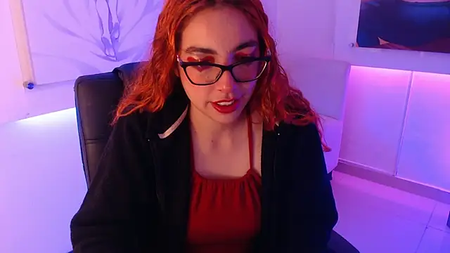 Snapshot of mere_in_redd chatting on 06.23.26 mere in redd online show from 06.23.26