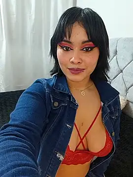 zoe love18 online show from 05.02.26