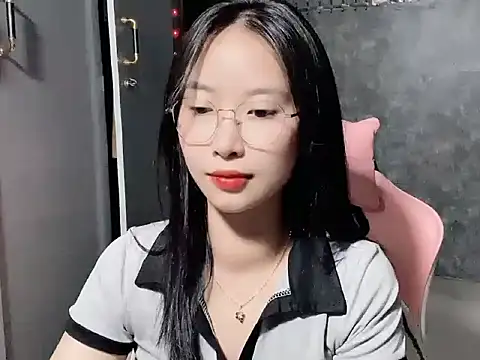 Snapshot of Linne6789 chatting on 03.04.26 Linne6789 online show from 03.04.26