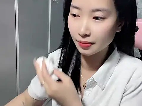 Snapshot of Linne6789 chatting on 03.08.26 Linne6789 online show from 03.08.26