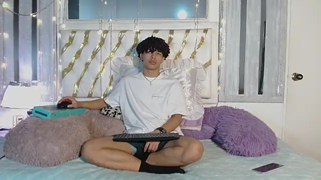 ian smith  online show from 02.04.26