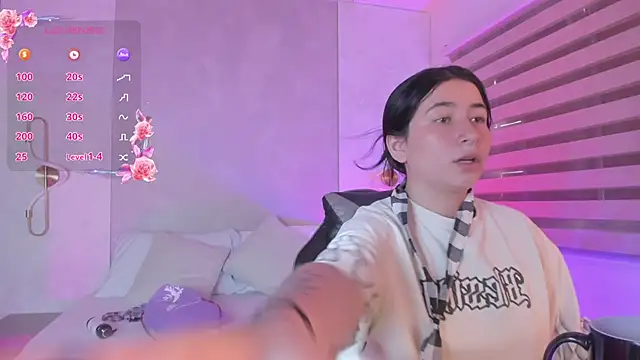 charlottee27  online show from 07.28.26