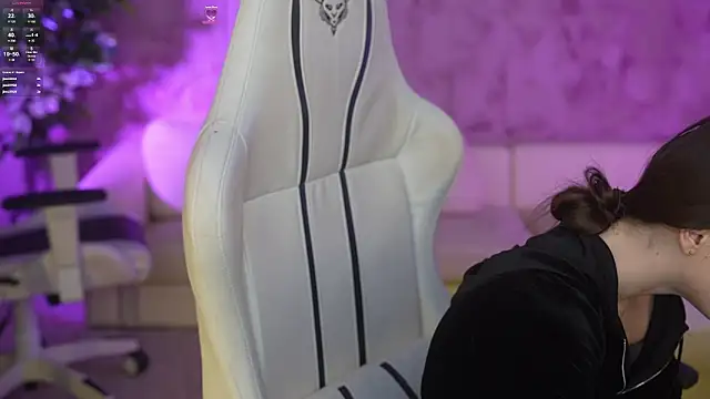 Zlata Sky online show from 03.13.25