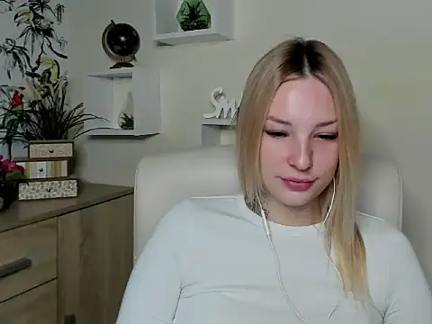 Snapshot of VelvetAngela chatting on 03.07.26 VelvetAngela online show from 03.07.26