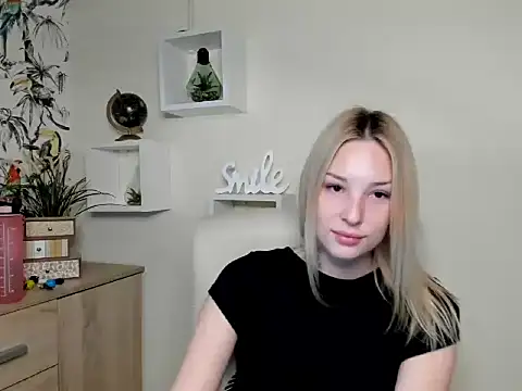 Snapshot of VelvetAngela chatting on 03.24.26 VelvetAngela online show from 03.24.26