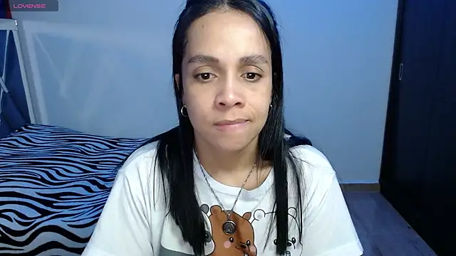 paula lopez   online show from 04.15.26