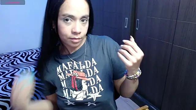 Snapshot of paula_lopez__ chatting on 06.14.26 paula lopez online show from 06.14.26