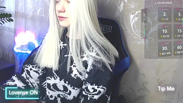 Shiny Victoria online show from 04.23.26