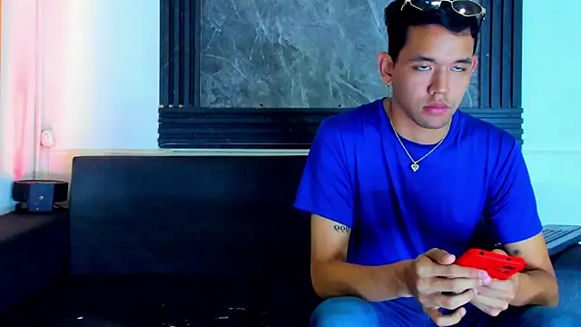 Snapshot of biig_boy chatting on 02.04.26 biig boy online show from 02.04.26