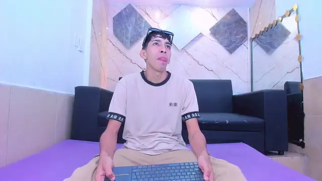 Snapshot of biig_boy chatting on 02.16.26 biig boy online show from 02.16.26