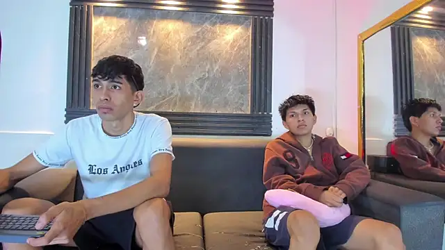 Snapshot of biig_boy chatting on 02.19.26 biig boy online show from 02.19.26