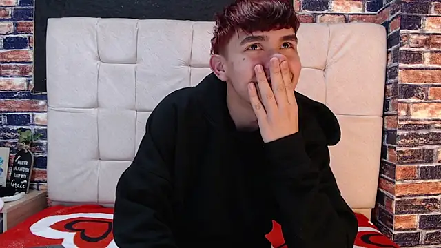 massimoferrera303av online show from 03.15.26