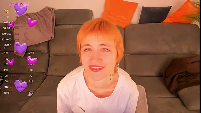 Snapshot of AutumnWhisper chatting on 03.04.26 AutumnWhisper online show from 03.04.26