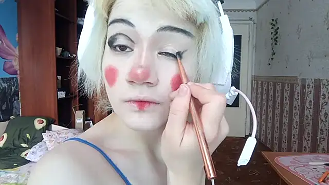 KathernSaulters online show from 03.09.26