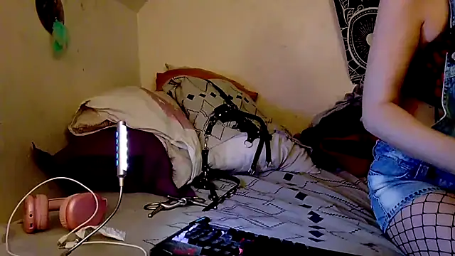 TwoSEXaddicts online show from 05.06.26