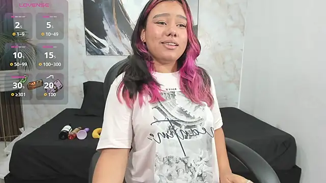 Lilith traviis online show from 03.02.26