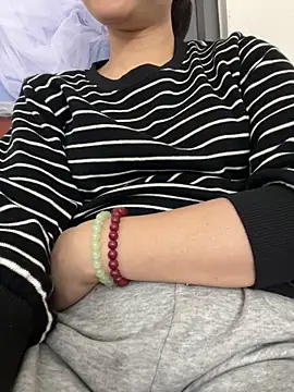 Yinini online show from 03.13.26