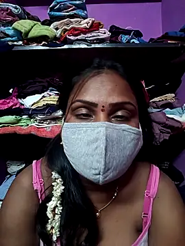 Snapshot of Tamil_Hot_Nisha chatting on 04.04.26 Tamil Hot Nisha online show from 04.04.26