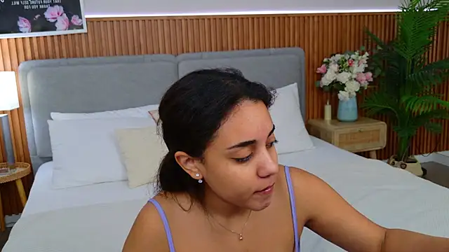 Luna Cortier online show from 06.16.26