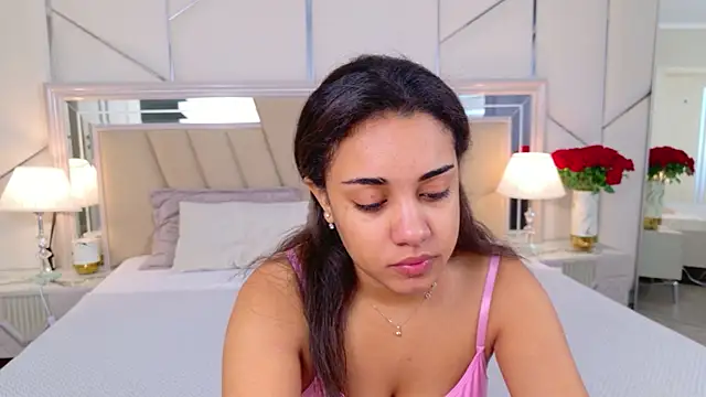 Luna Cortier online show from 06.22.26