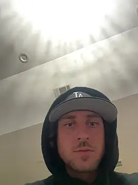 Snapshot of xxlivecouple chatting on 02.19.26 xxlivecouple online show from 02.19.26