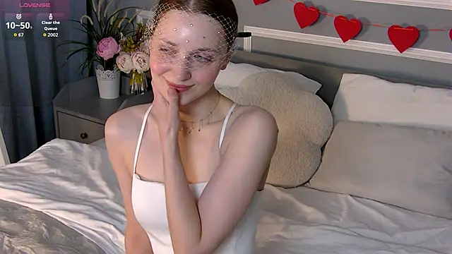 EmmaSagge online show from 06.19.26