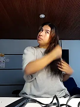 MeelFox online show from 02.11.26