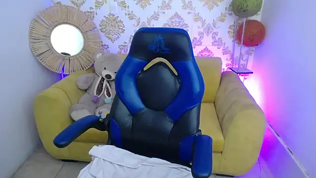 ALISS M  online show from 03.14.26