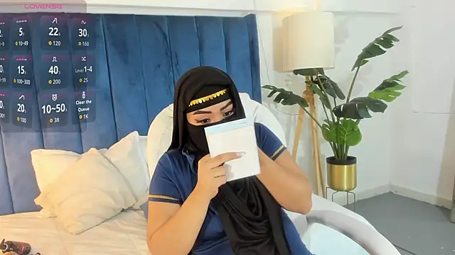 fatimarab   online show from 04.24.26