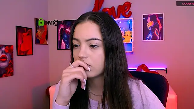 jennifer sheil online show from 03.03.26