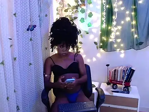 Snapshot of zafiro_blu chatting on 03.04.26 zafiro blu online show from 03.04.26