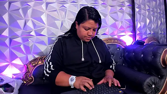 Carolina-Lenon online show from 03.18.26