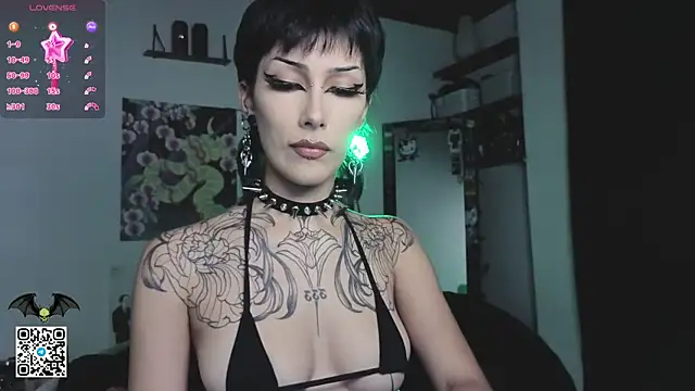 poison dafne online show from 07.24.26