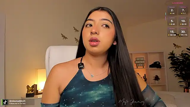 missvancouver online show from 03.03.26