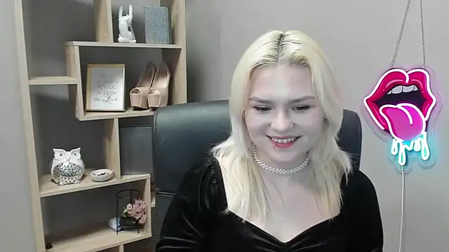 SweetLilyxo online show from 02.24.26
