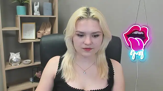 SweetLilyxo online show from 03.01.26