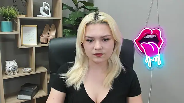 SweetLilyxo online show from 03.07.26