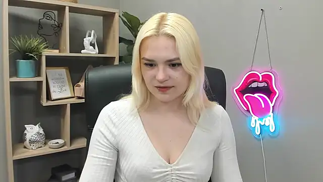 SweetLilyxo online show from 05.14.26