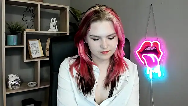 SweetLilyxo online show from 06.14.26